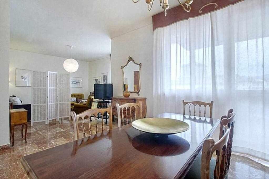 Frati Bigi With Two Bedrooms And Parking Florenz Exterior foto