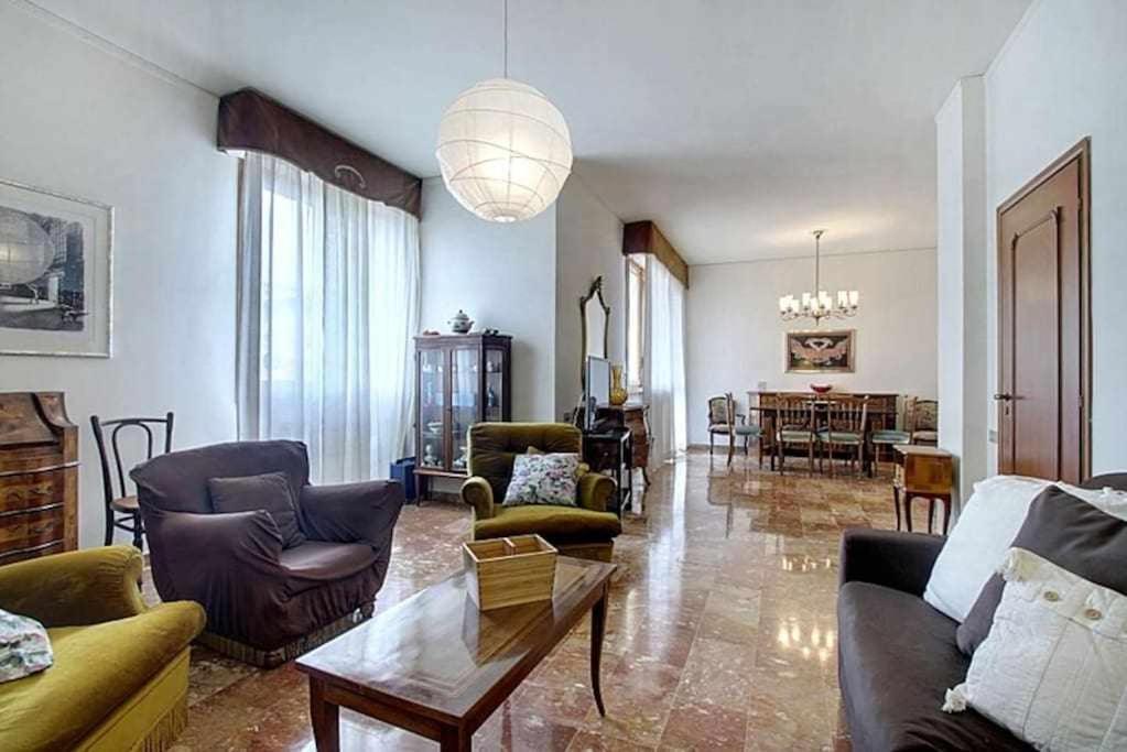 Frati Bigi With Two Bedrooms And Parking Florenz Exterior foto