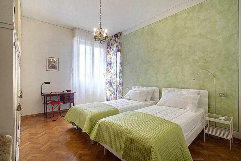 Frati Bigi With Two Bedrooms And Parking Florenz Exterior foto